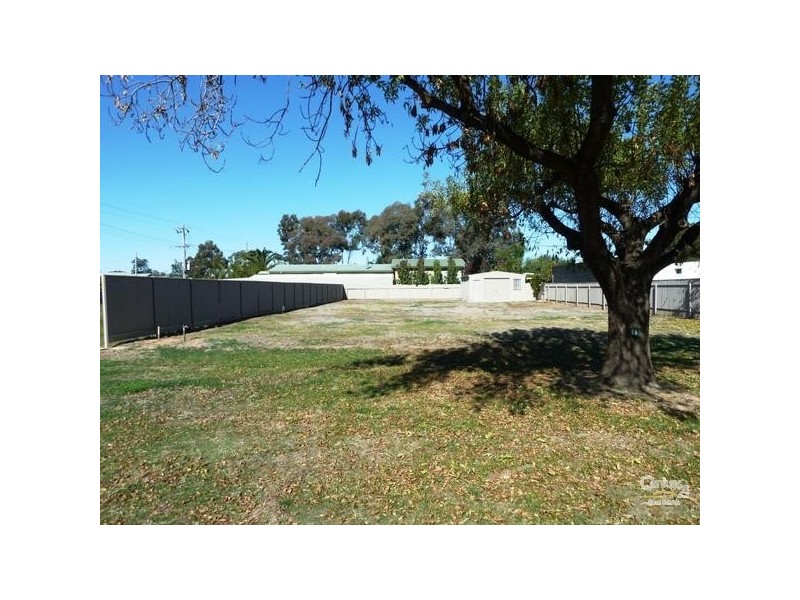 69 Pakenham St, Echuca VIC 3564