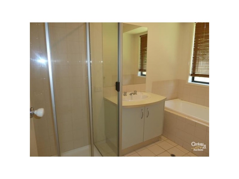 2 River Park Drive, Moama NSW 2731