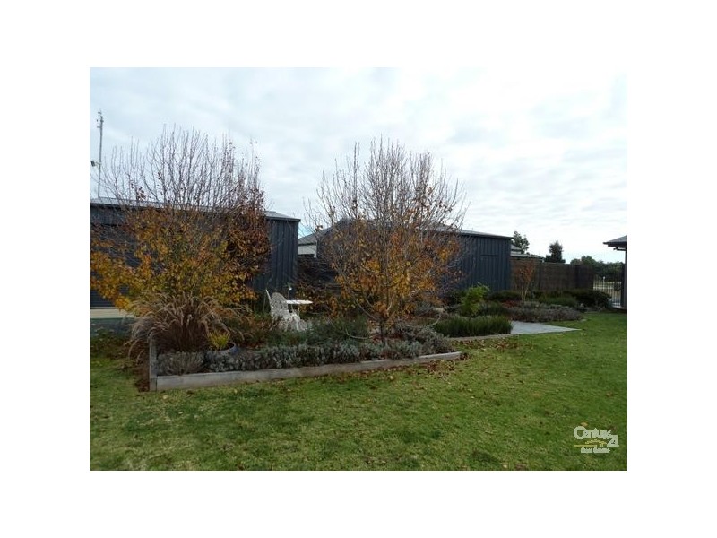 43 Chelsworth Drive, Echuca VIC 3564