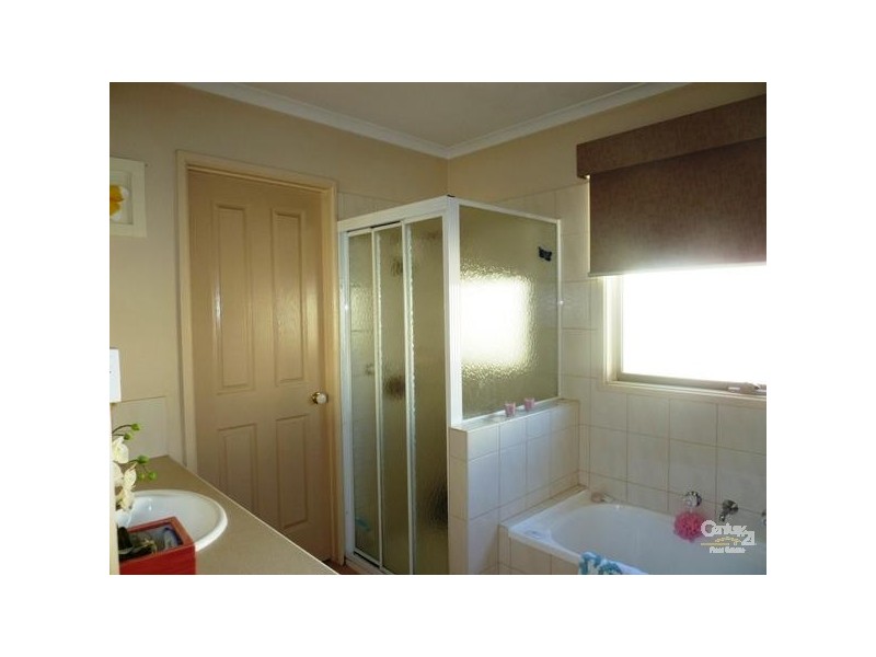 2/132 Hovell St, Echuca VIC 3564