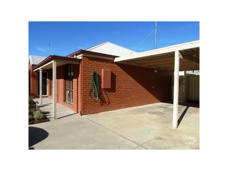 2/132 Hovell St, Echuca VIC 3564