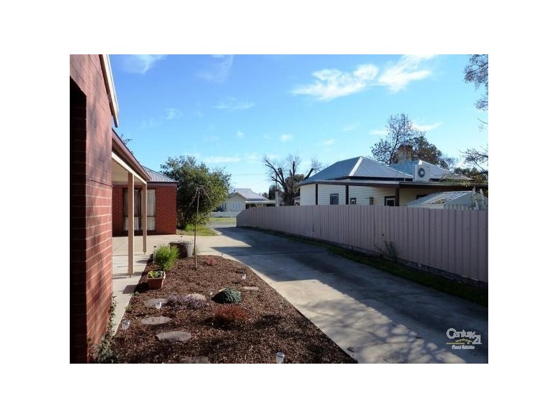 2/132 Hovell St, Echuca VIC 3564