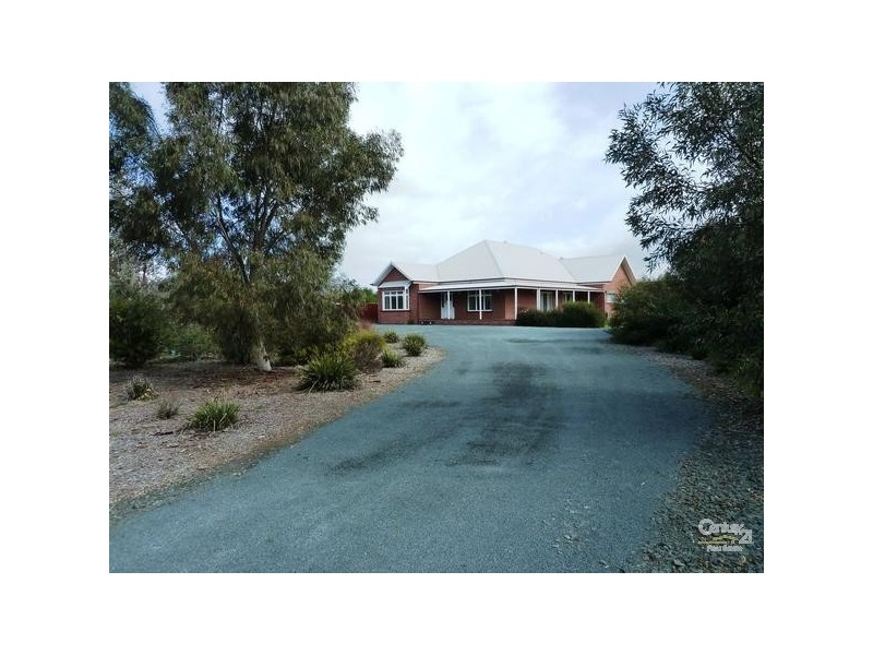 8 Chelsworth Drive, Echuca VIC 3564