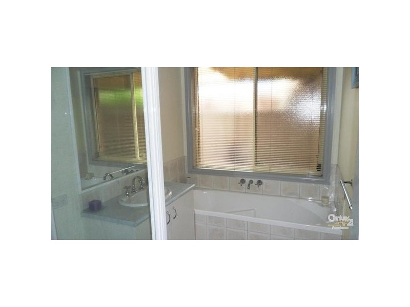 51 Mcswains Road, Echuca VIC 3564