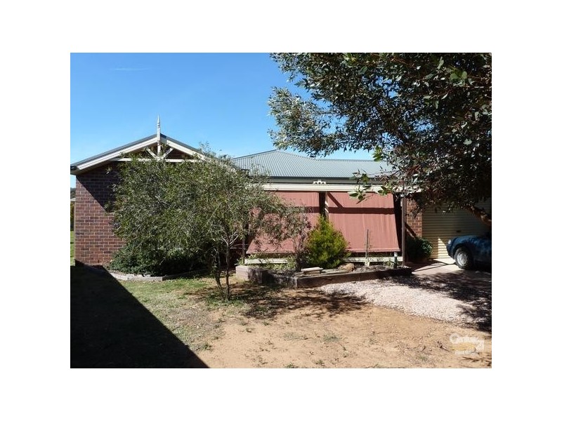 14 Woodlands Circuit, Echuca VIC 3564