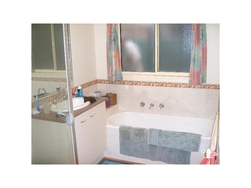 14 Woodlands Circuit, Echuca VIC 3564