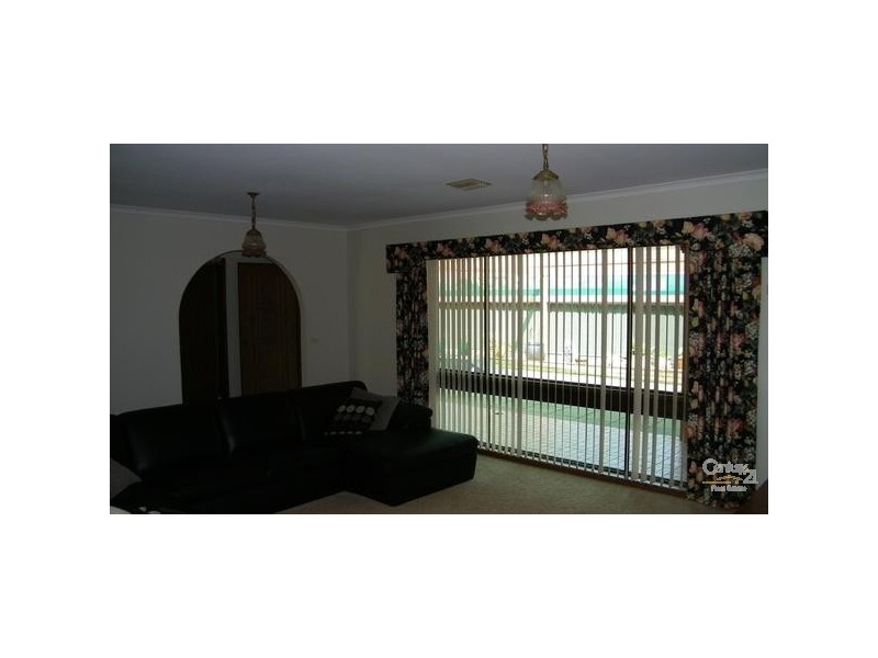 43 Rutley Crescent, Echuca VIC 3564