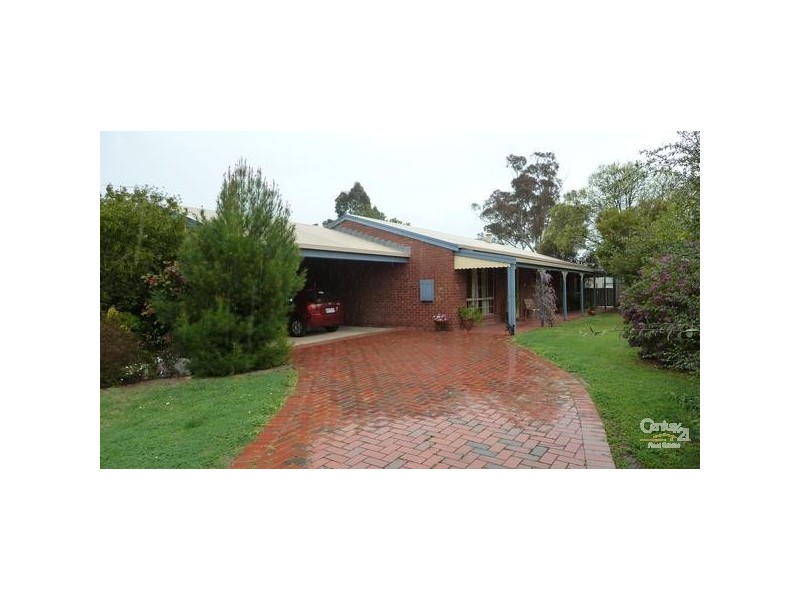 7 Adelaide Crescent, Echuca VIC 3564