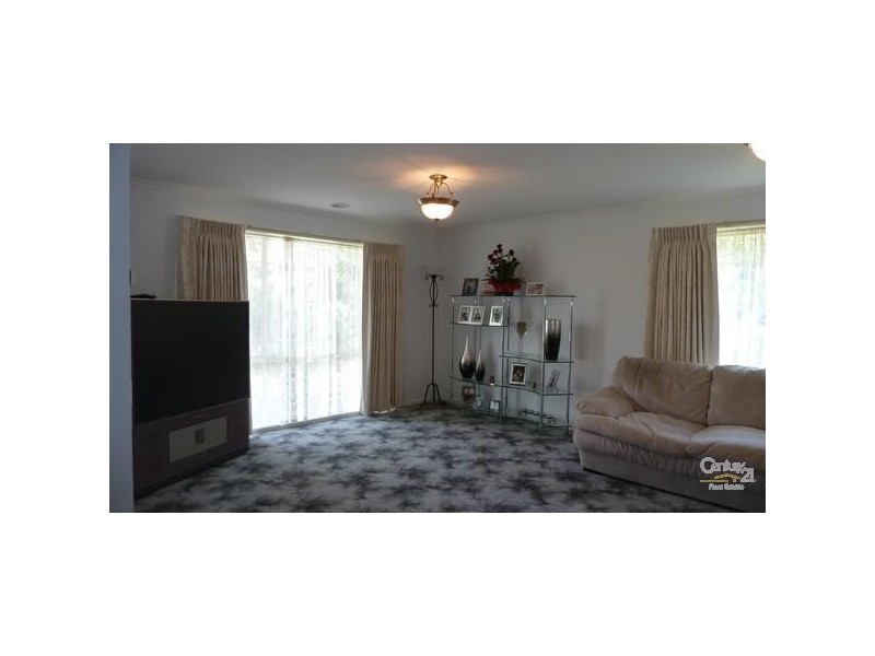 15 Baldwin Crt, Echuca VIC 3564