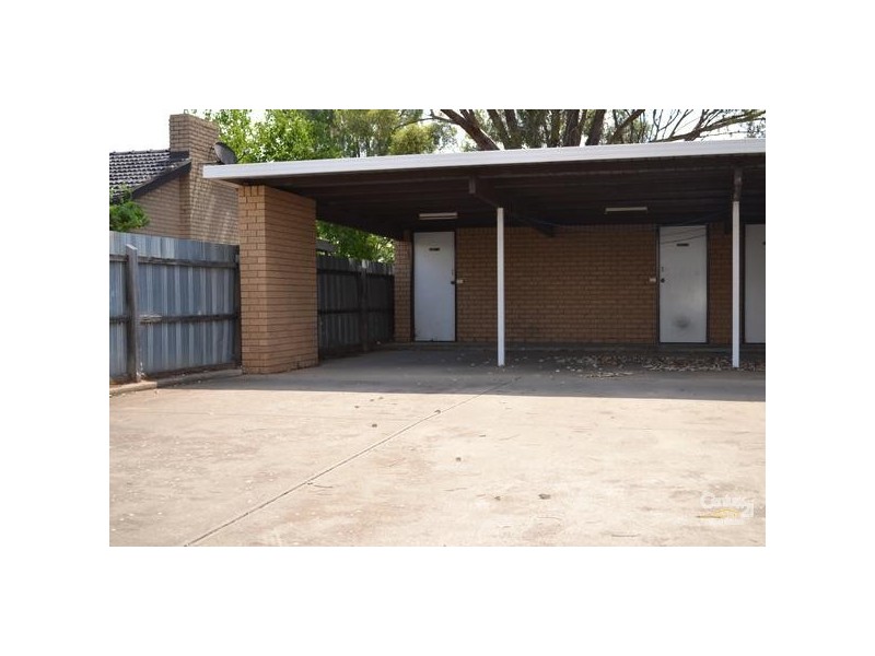 Unit 2/29 Hillview Avenue  Moama, Echuca VIC 3564