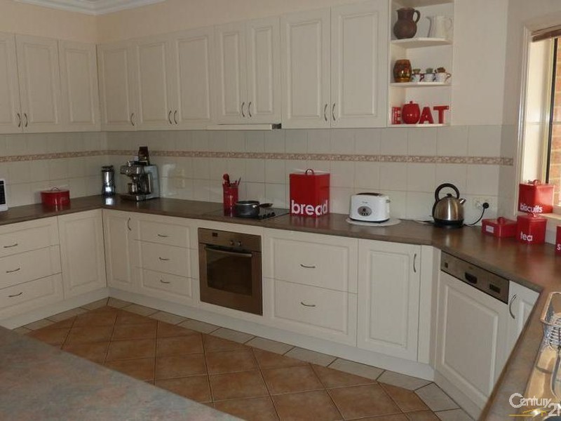 6 Brecon Court, Echuca VIC 3564