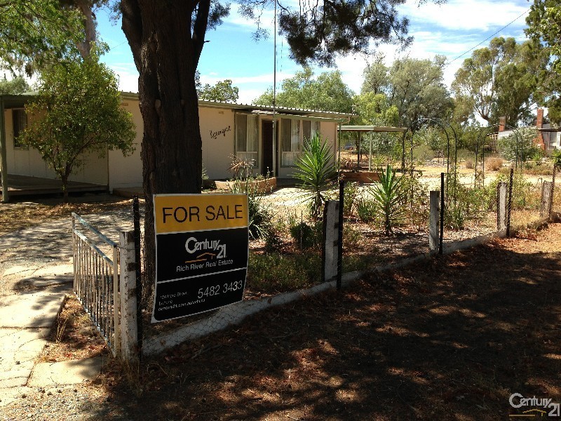 76 Mathoura St, Mathoura NSW 2710