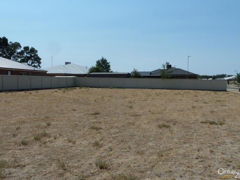 5 Joanne Crt, Echuca VIC 3564