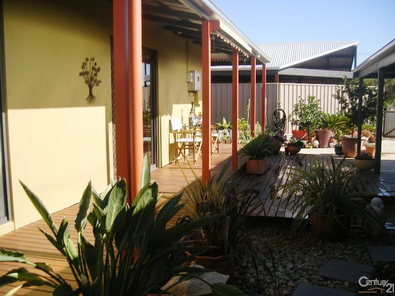 2/25 Mckinlay, Echuca VIC 3564