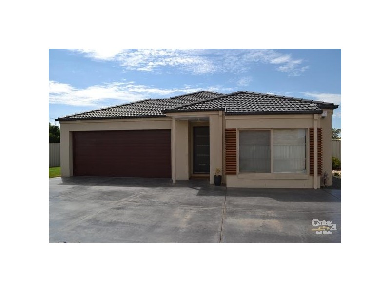 5 Antrim Court Moama via, Echuca VIC 3564