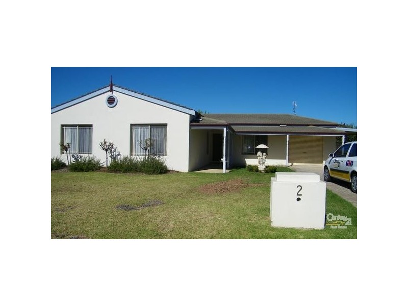 2 McMahon Place Moama via, Echuca VIC 3564