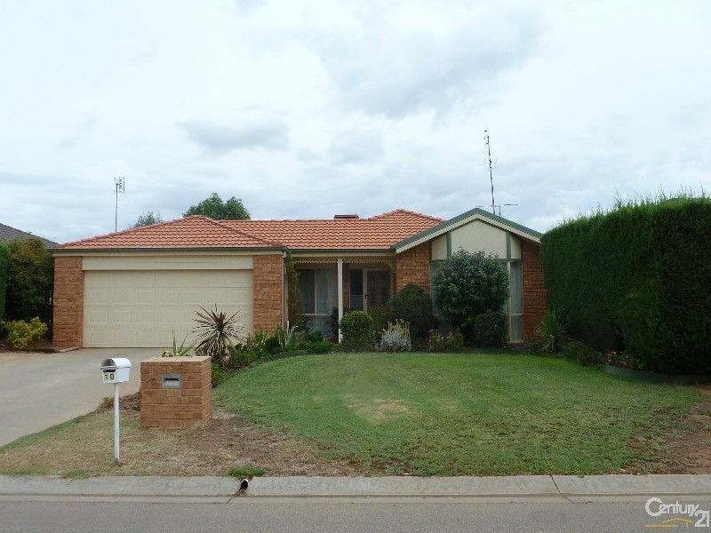 10 Sunrise Ave, Moama NSW 2731