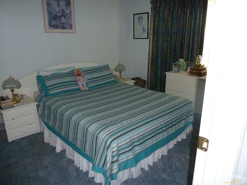 10 Sunrise Ave, Moama NSW 2731