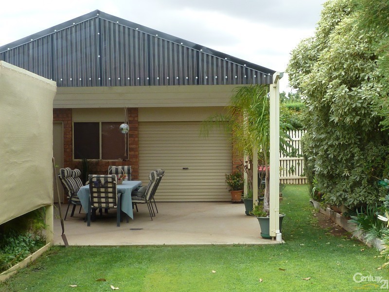 10 Sunrise Ave, Moama NSW 2731