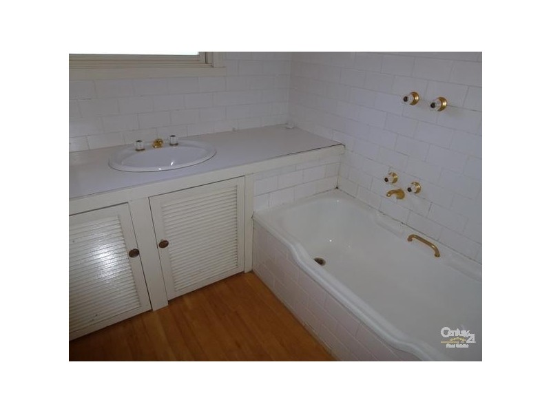 25 Landsborough Street, Echuca VIC 3564