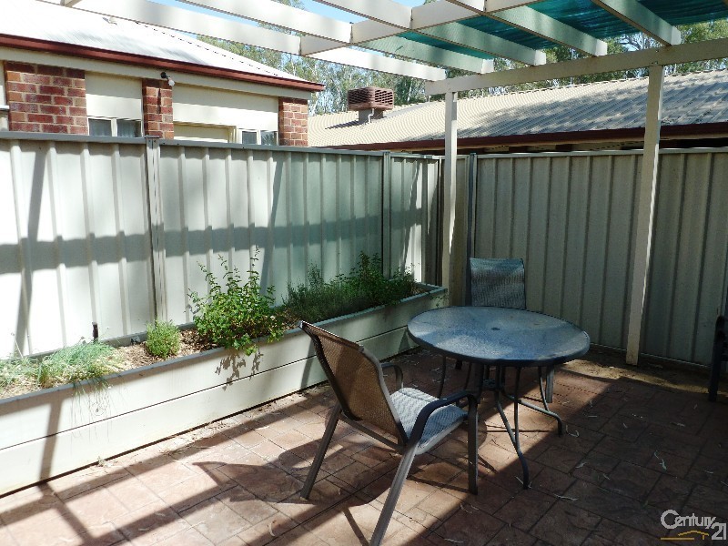 1/63a Landsborough Street, Echuca VIC 3564