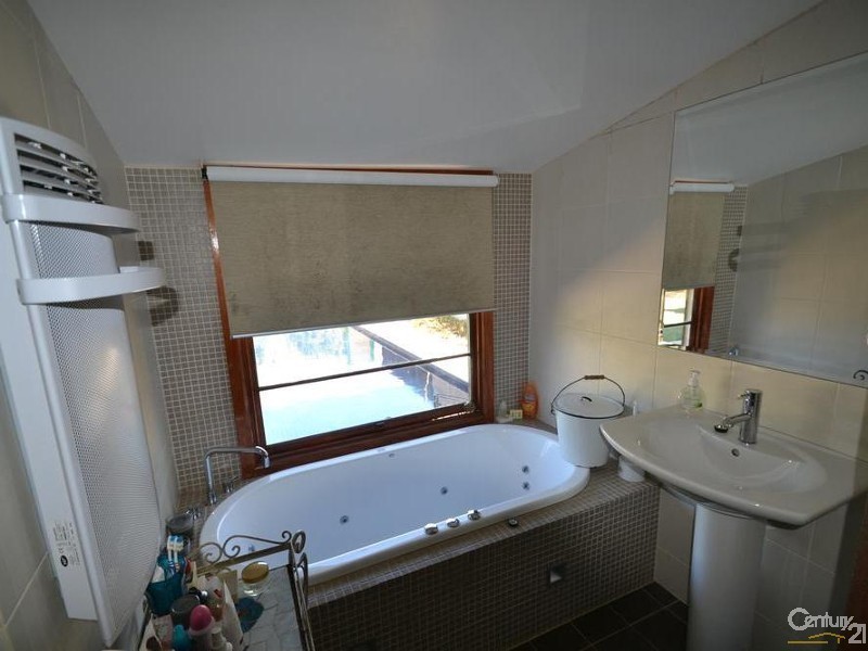 209 McKinlay Street, Echuca VIC 3564