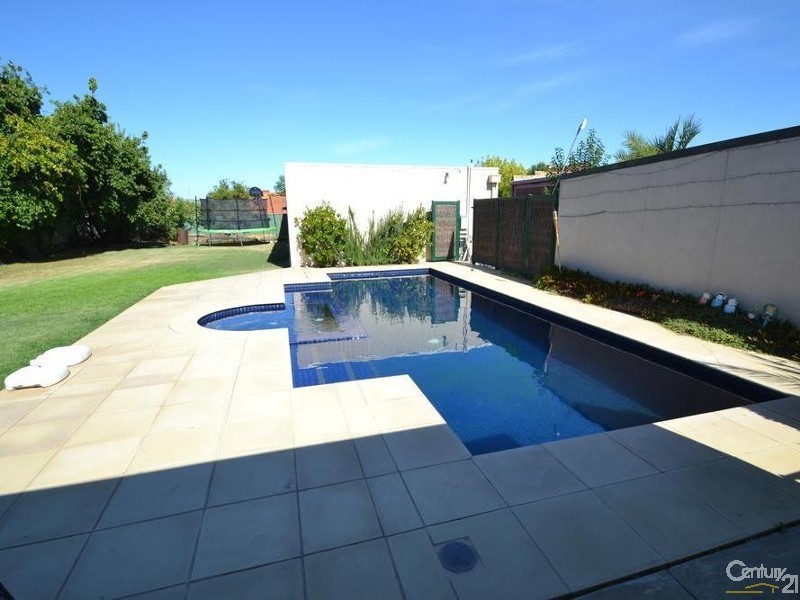 209 McKinlay Street, Echuca VIC 3564