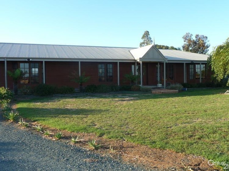1106 Mt Terricks Rd, Echuca VIC 3564