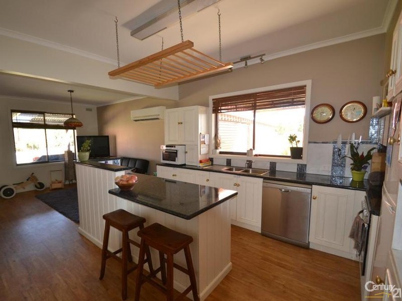 225 Mary Ann Road, Echuca VIC 3564