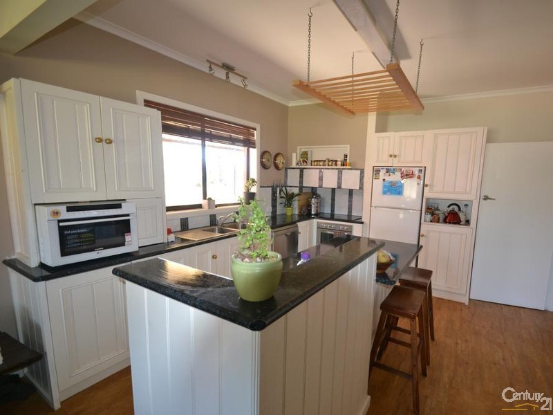 225 Mary Ann Road, Echuca VIC 3564