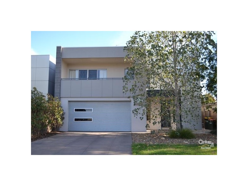 3/2 Maiden Street Moama via, Echuca VIC 3564