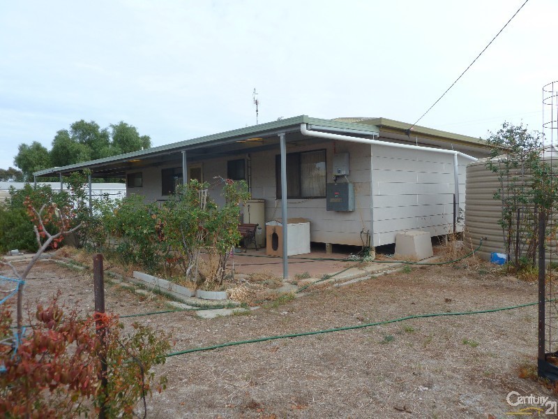 1 Mathoura St, Mathoura NSW 2710