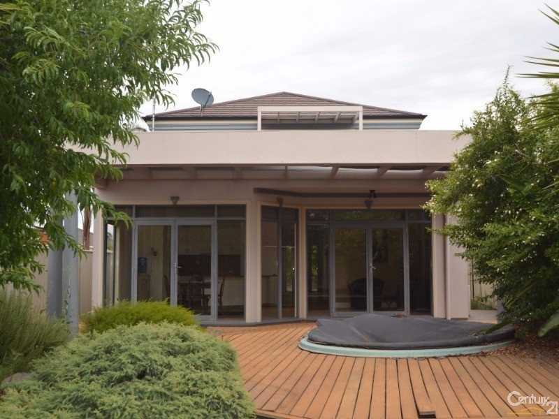 37 Kingfisher Drive, Moama NSW 2731