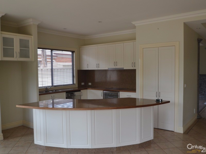 37 Kingfisher Drive, Moama NSW 2731