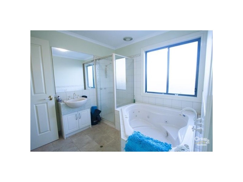 37 Kingfisher Drive via Moama, Echuca VIC 3564