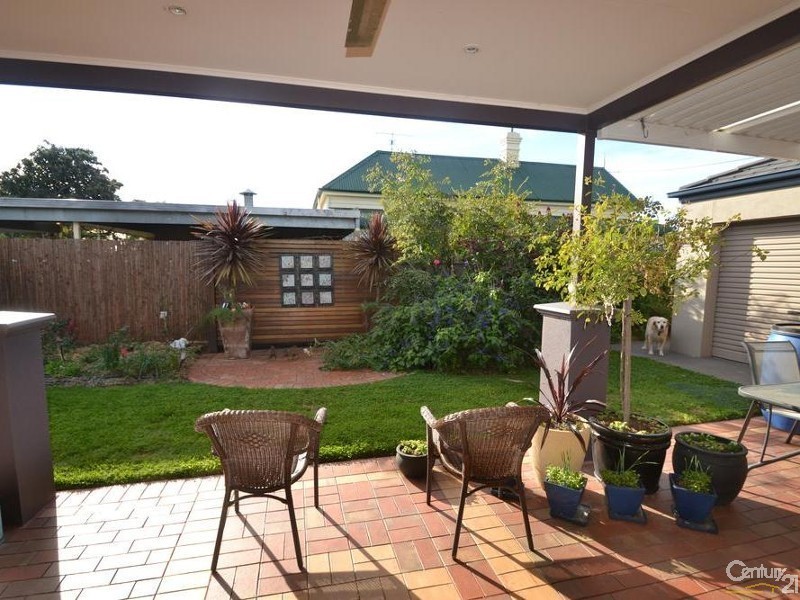 10 Queen Street, Rochester VIC 3561