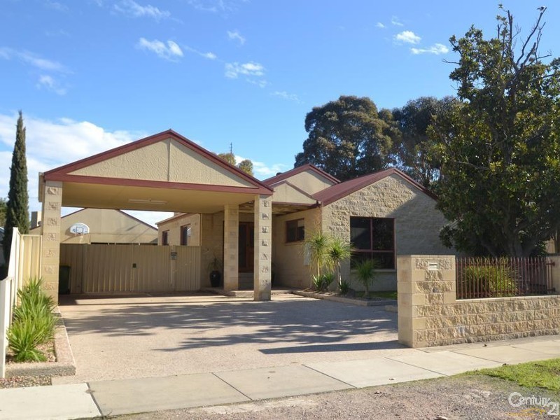 141 Hovell Street, Echuca VIC 3564