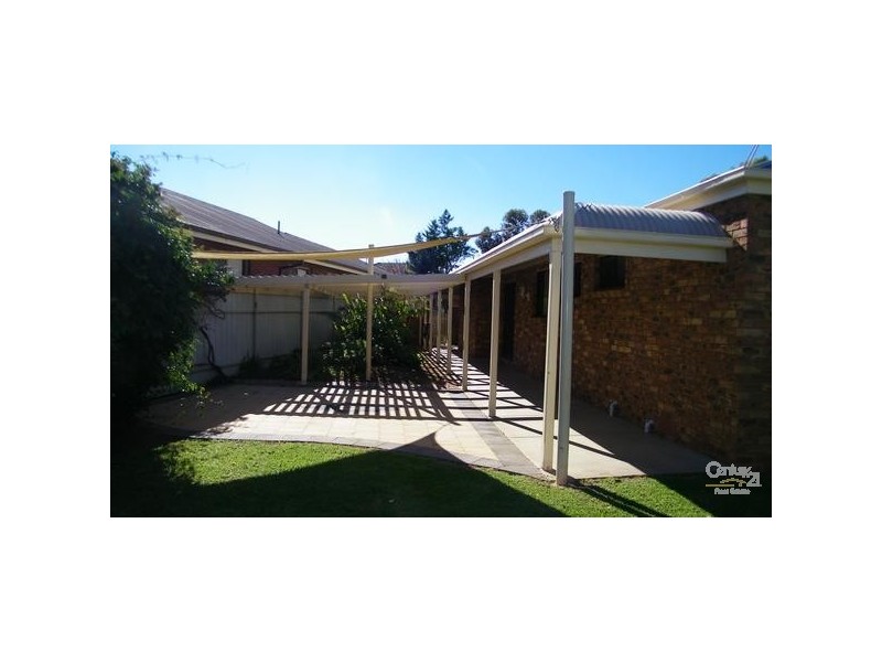 20 Lawson Drive, Moama NSW 2731
