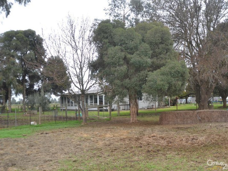 307 Kervins Road, Cohuna VIC 3568