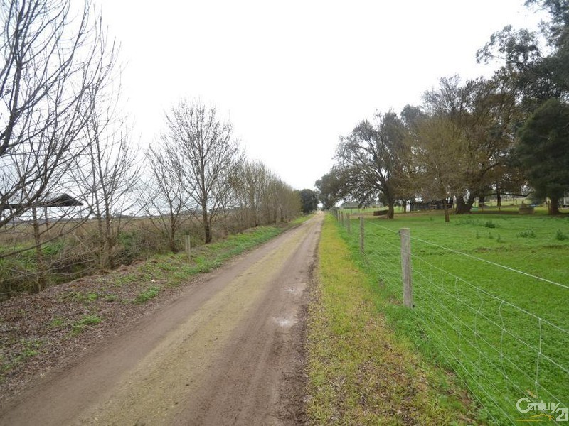 307 Kervins Road, Cohuna VIC 3568