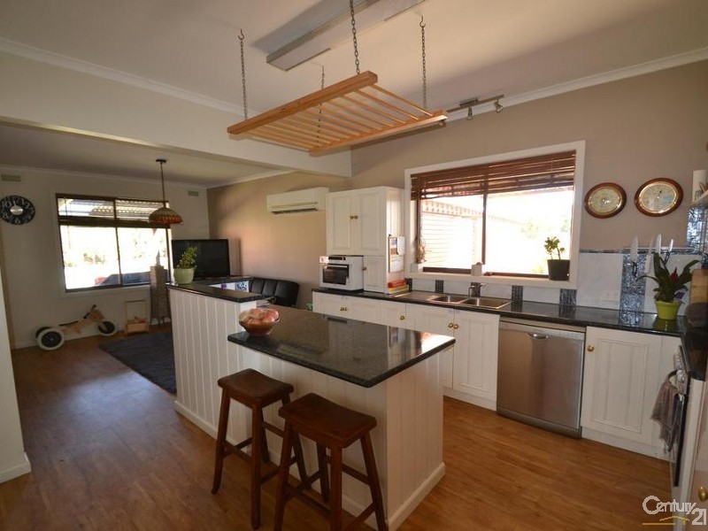 225 Mary Ann Road, Echuca VIC 3564