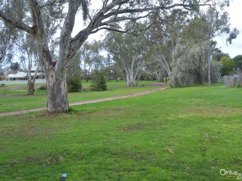2/22 North Street, Echuca VIC 3564