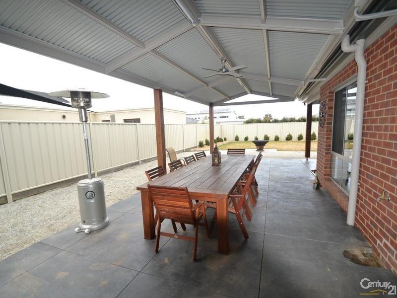 11 Greytown Court, Moama NSW 2731