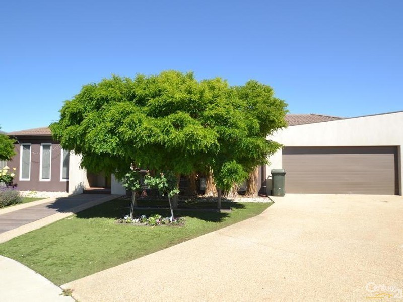 10 Westin Place, Echuca VIC 3564