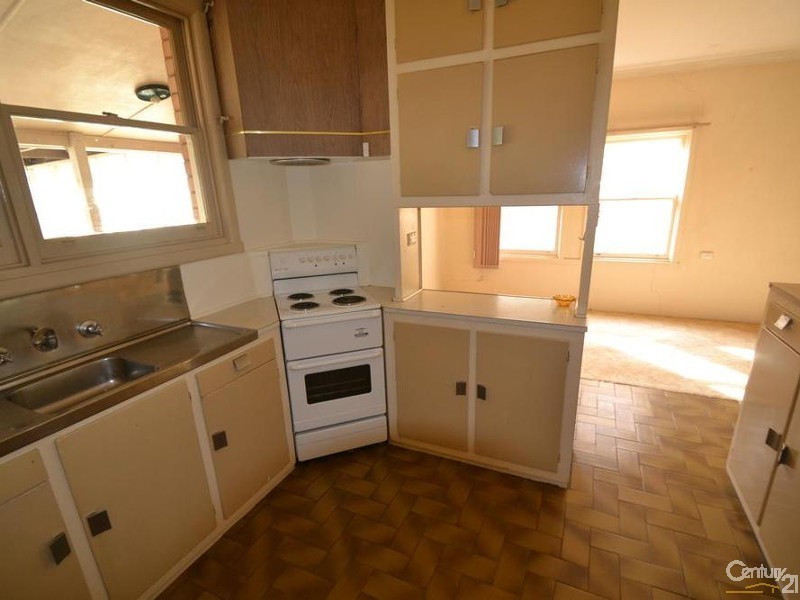 63 Hovell Street, Echuca VIC 3564