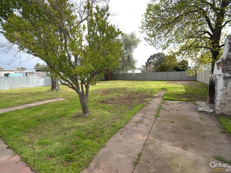63 Hovell Street, Echuca VIC 3564