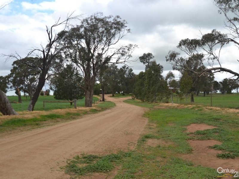 RMB 140 Thyra Road, Moama NSW 2731