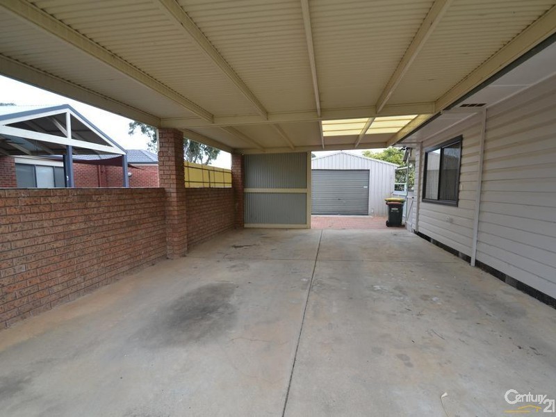 86 Victoria Street, Rochester VIC 3561