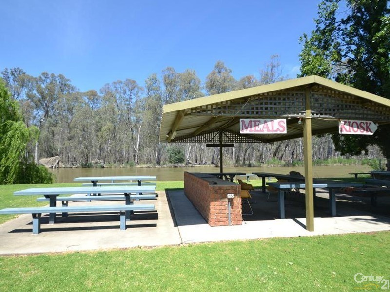 98 Tarragon Lodge, Mathoura NSW 2710