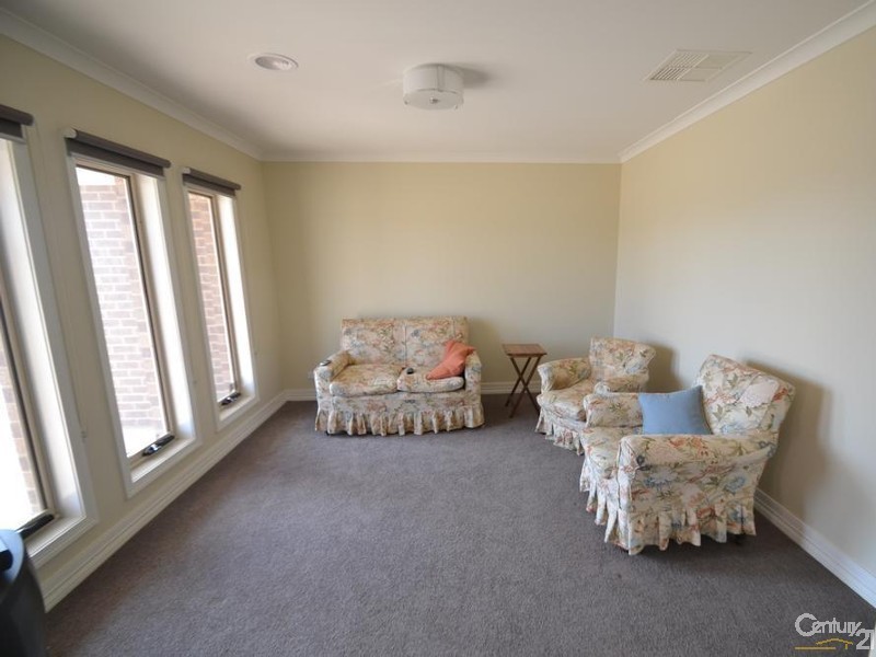 10 Burgundy Court, Moama NSW 2731